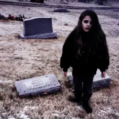 Crystal Castles — Suffocation