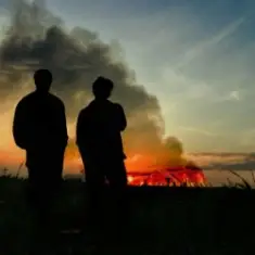 Alex Warren & Joe Jonas — Burning Down