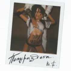 Max Barskih — Полураздета