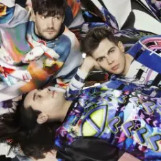 Klaxons — Golden Skans