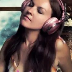 Яна Щербина — Наушники