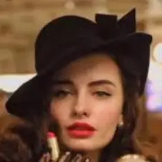 Елена Карпук — Как царица я красива пригласил муж в ресторан