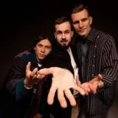 Миконжас — Музы