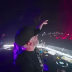 Welcome To The Club (Bass Surrender Hardstyle Remix)