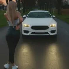 Y.K. Music — Фари на схід