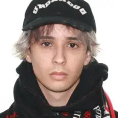 Slava Marlow — По глазам