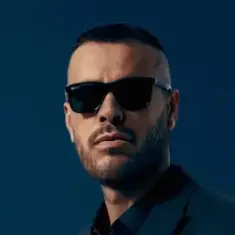 Deyv Valonsky — Grayscale