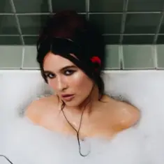 Mimi Webb — Girls Know