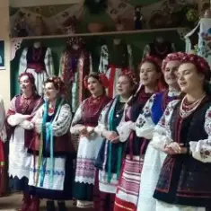 Яворина — Сидить Миколай