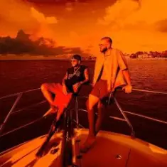 Ryan Castro & Manuel Turizo — MENOS EL CORA