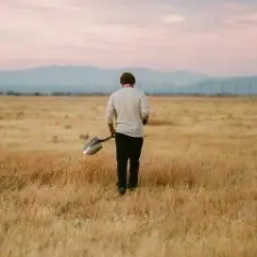 Alex Warren — Yard Sale (Folk Version)