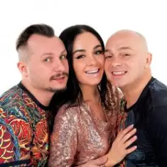 Краски — Сегодня К маме я приехала домой