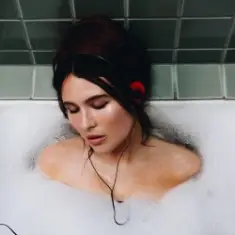 Mimi Webb — Love Language