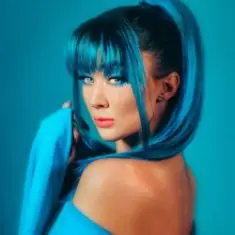 Rain Paris — GOLDEN