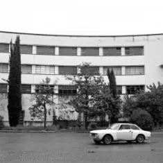 Buttechno — Intense low