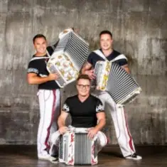 Баян Микс — Бора бора