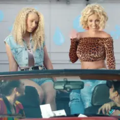 Britney Spears & Iggy Azalea — Pretty Girls