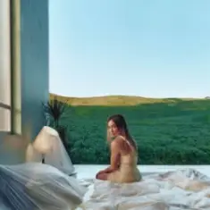 Hilary Duff — Roommates