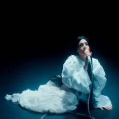 Brunette — AMPITS MAQUR