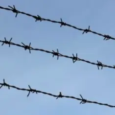 KALUSCH & Хайповий — Небо в Концтаборі