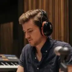 Alex Wright — Cuesta